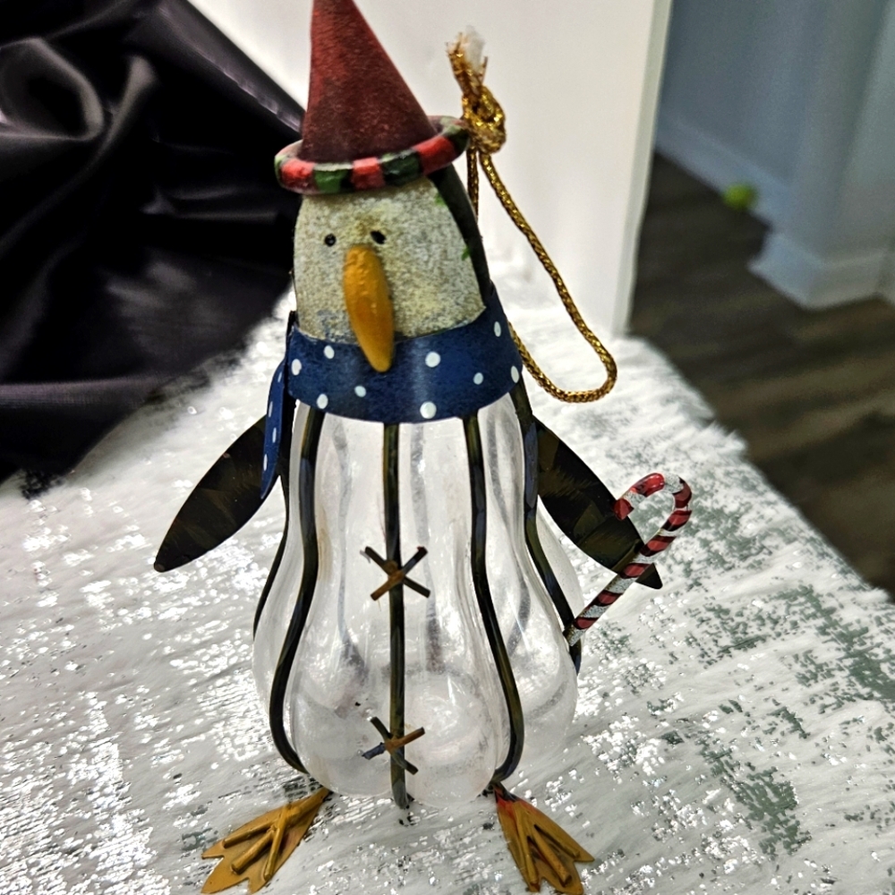 Festive Penguin Ornament - Antique